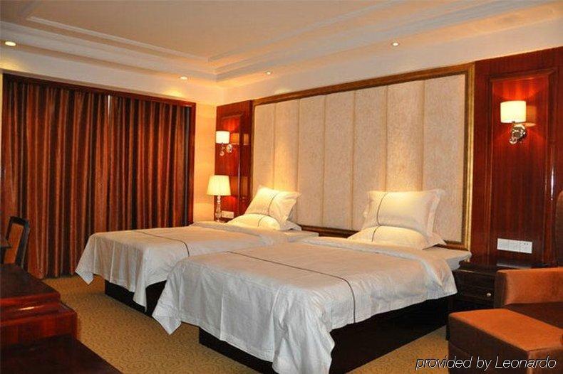 Borman Hotel Guangzhou Panyu Qiaonan Aoyuan Plaza Exterior foto